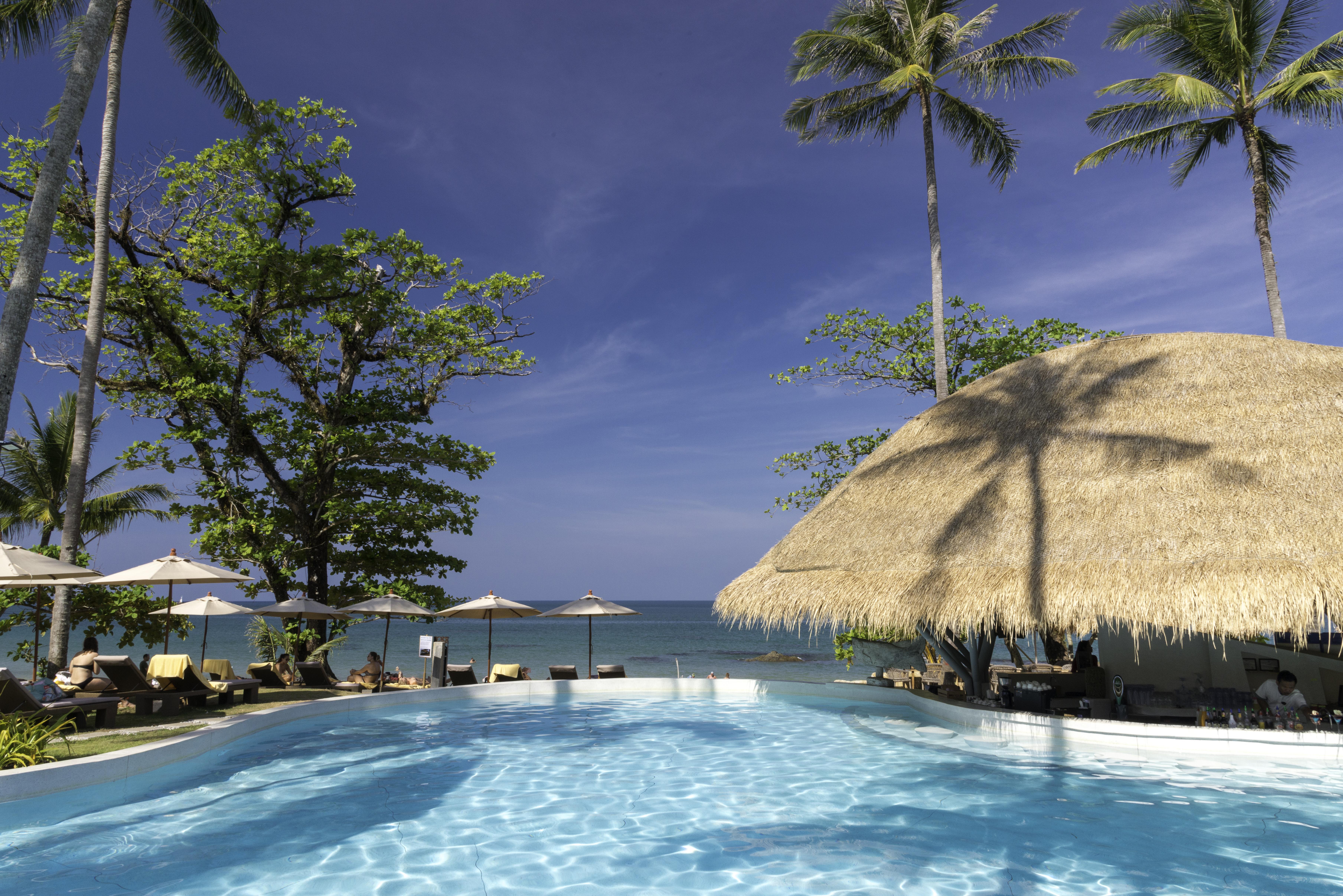 Eden Beach Khaolak Resort And Spa A Lopesan Collection Hotel - Sha Extra Plus Khao Lak Exterior photo The swimming pool at the resort